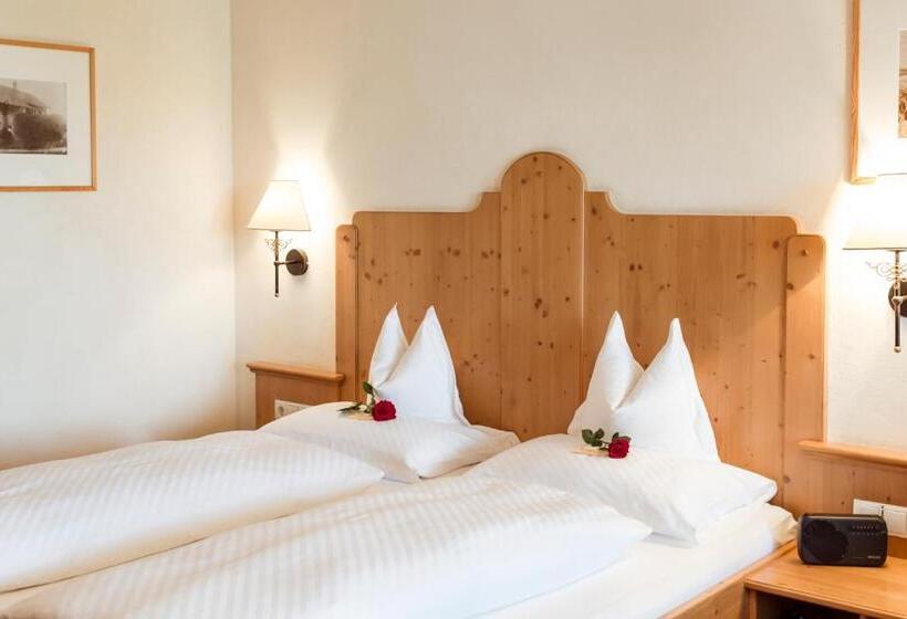 ペンション Die Linde