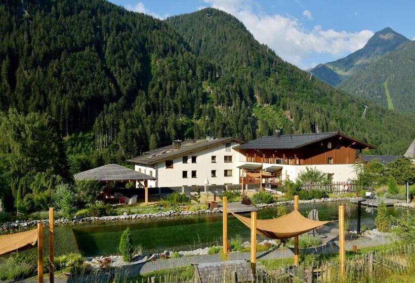 פנסיון Gasthof Adler