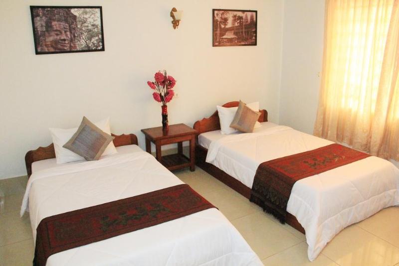 پانسیون Tropical Breeze