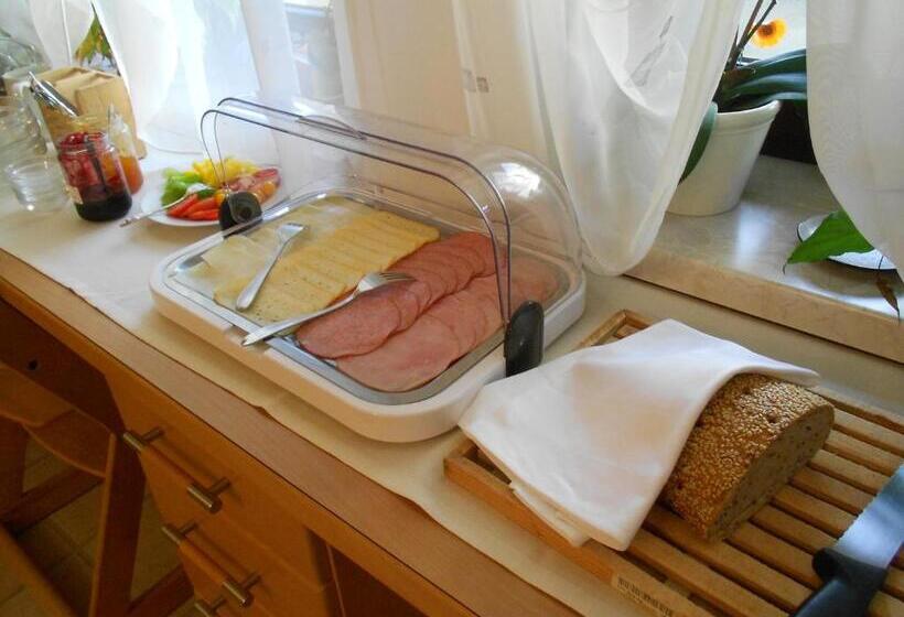 펜션 Weingut Gastehaus Palkowitsch