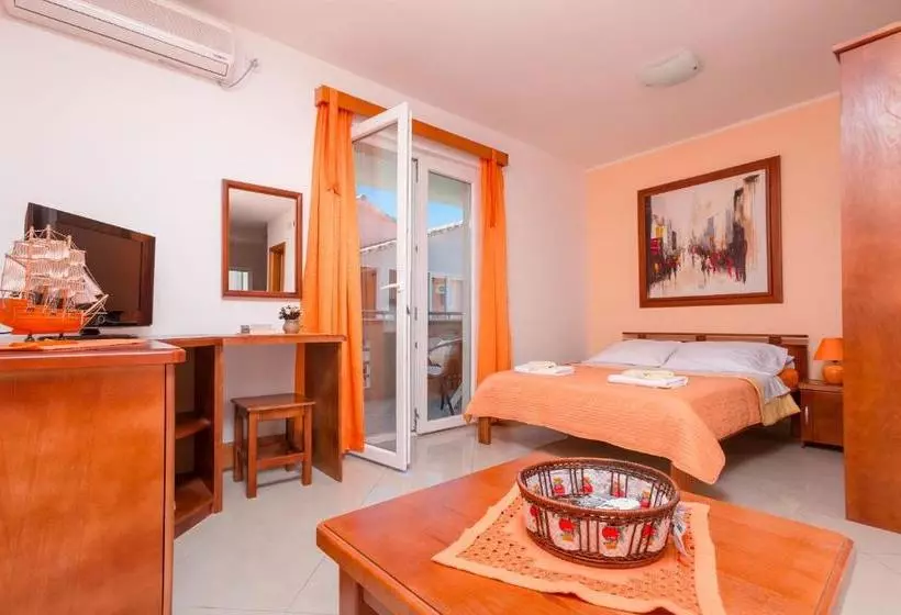 Rosic Apartments Tivat