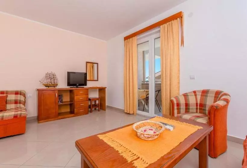 Rosic Apartments Tivat