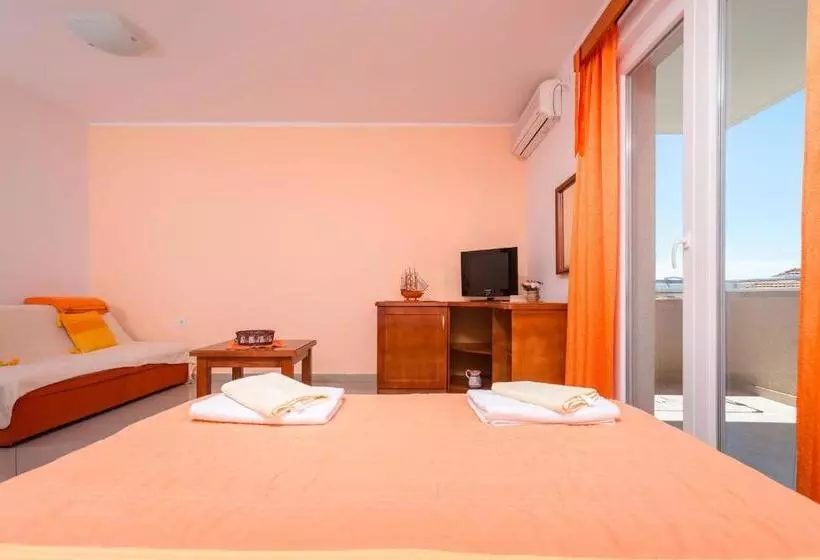 Rosic Apartments Tivat