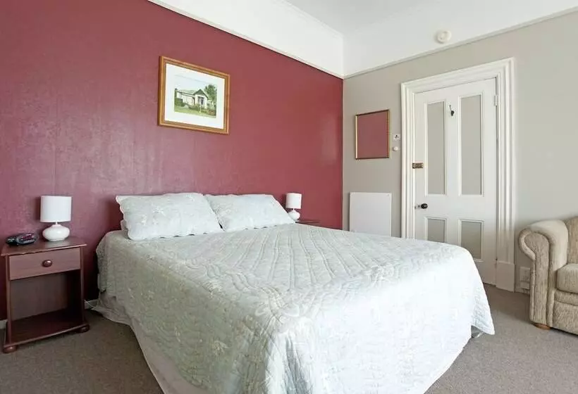 The Station House Motel