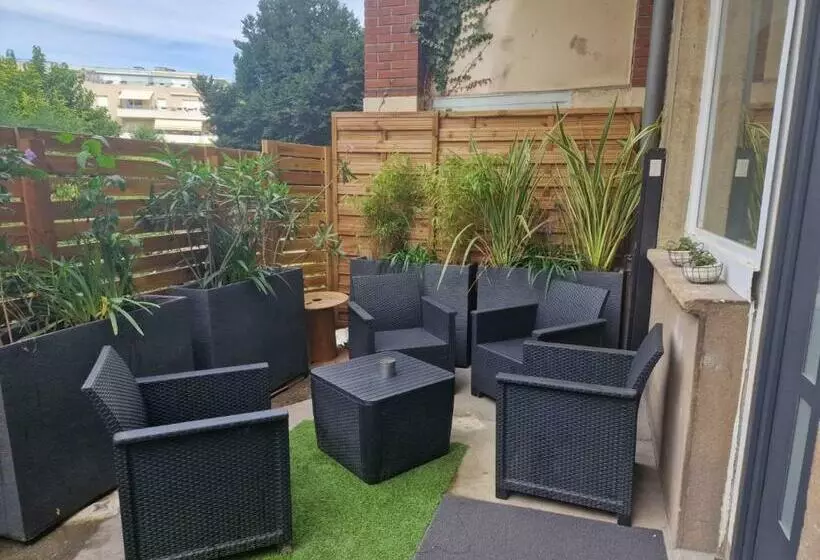 Appartement Cosy En Centre Ville Avec Terrasse