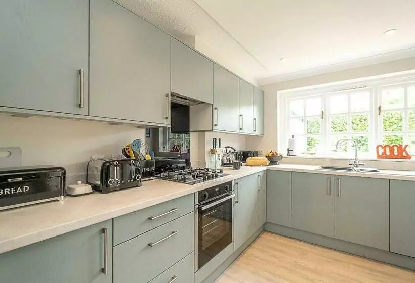 Stripe Cottage   Aldeburgh Coastal Cottages