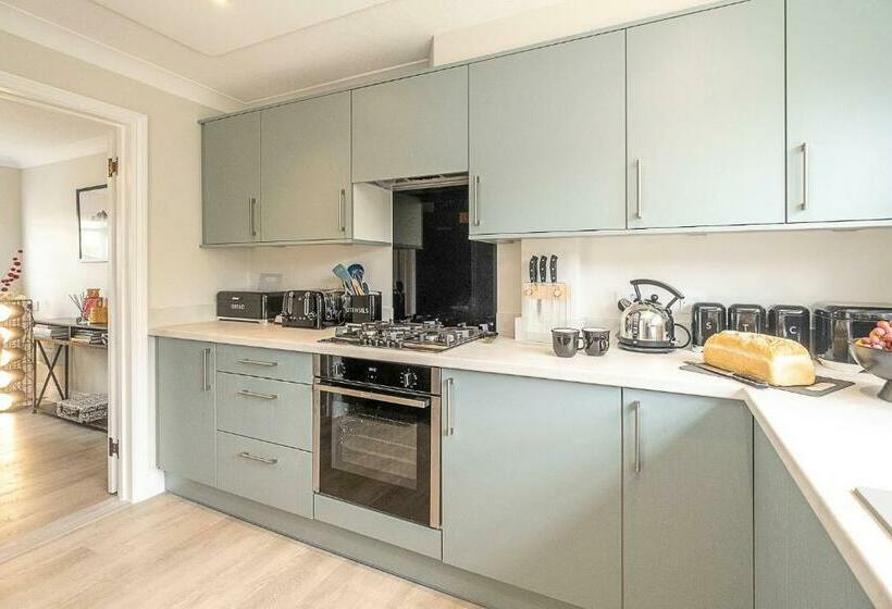 Stripe Cottage   Aldeburgh Coastal Cottages