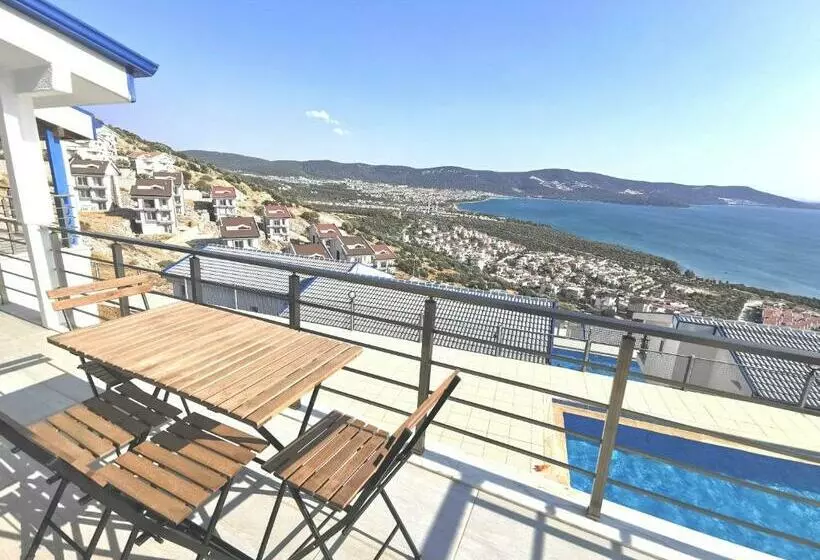 Akbük Luxury Villa