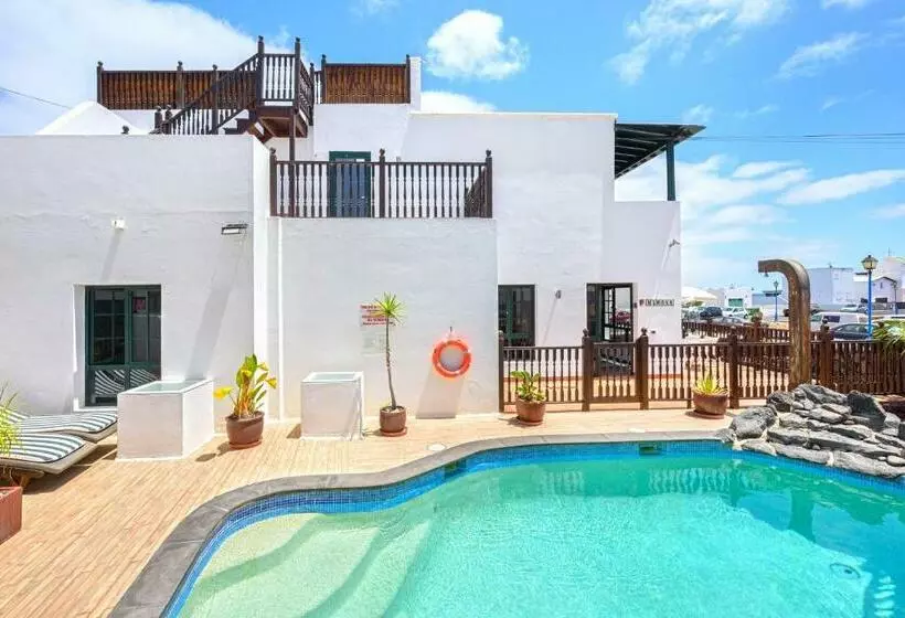 Lanzahost Villa Mimosa