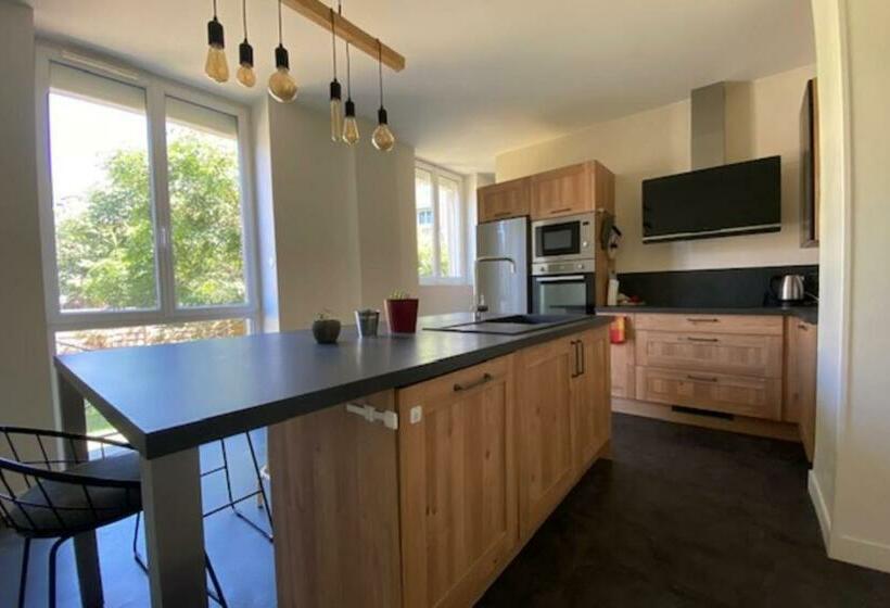 Nice 230m With Garden Near Port Of Caen