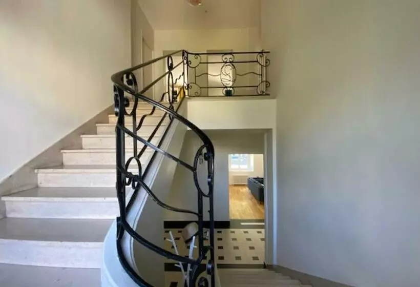 Nice 230m With Garden Near Port Of Caen