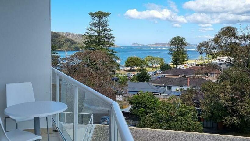 @sea   Ettalong Beach