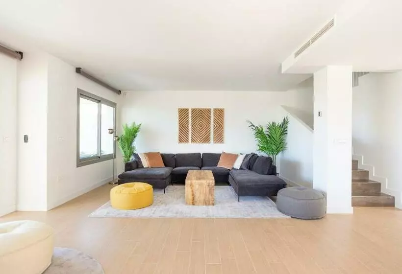 Villa Nature Hills/close Beach&city Life