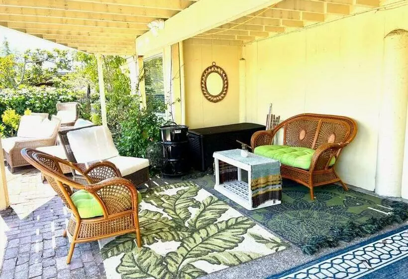Modern, View Home On San Rafael/san Anselmo Border