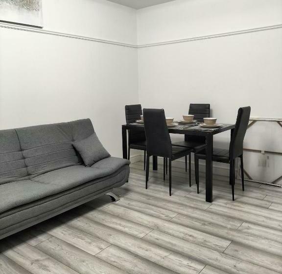 Remaj Service Accommodation, Sleep 7