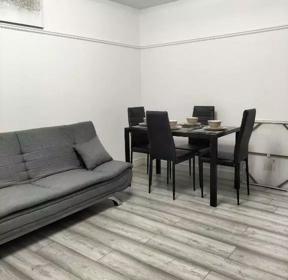 Remaj Service Accommodation, Sleep 7