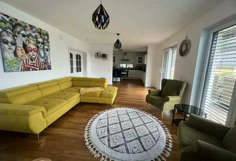 Haus Alina