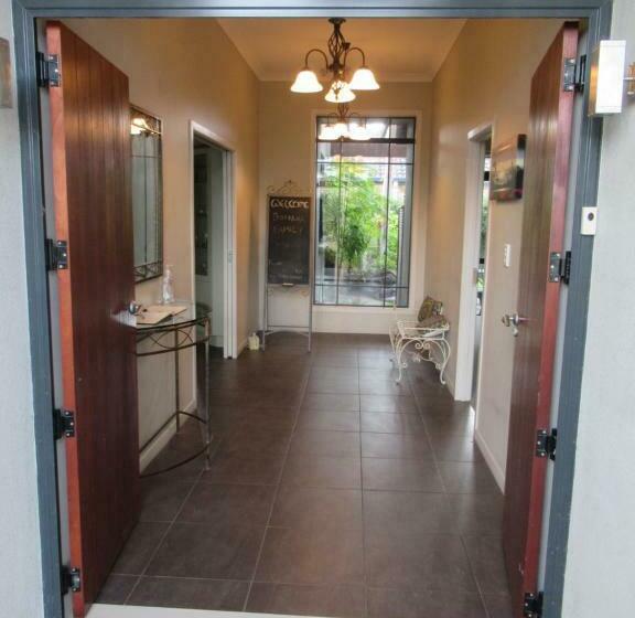 Palm Paradise With Spa