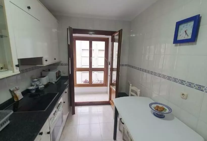 Tata Y Yayo   Piso Para 4 Pax Muy Cómodo En Avilés   Vut 5984 As