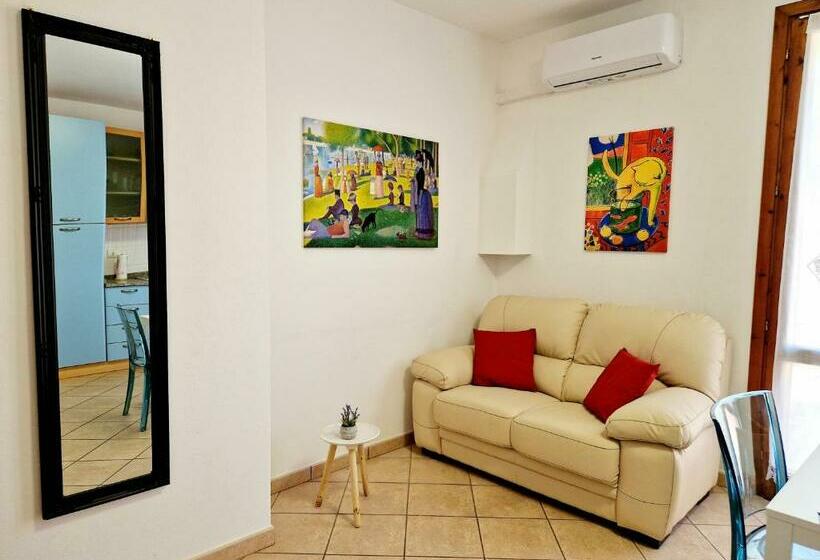 Dimora Rena Dorada Apartment In Pula, Sardinia, Italy