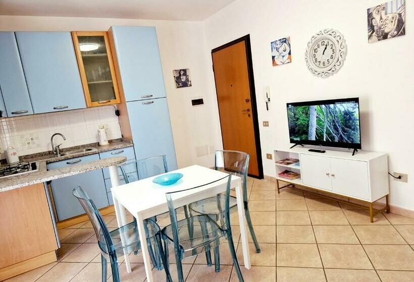 Dimora Rena Dorada Apartment In Pula, Sardinia, Italy