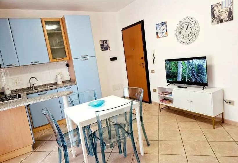 Dimora Rena Dorada   Apartment In Pula, Sardinia, Italy