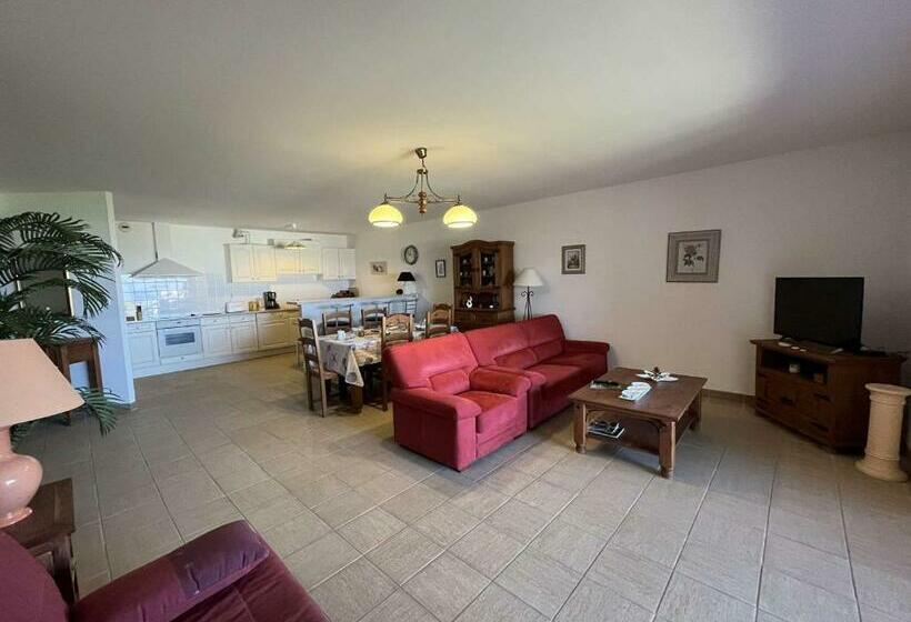 Appartement 3 Pièces Avec Vue Mer, 6 Couchages, à 650m De La Plage, Porticcio   Fr 1 61 597