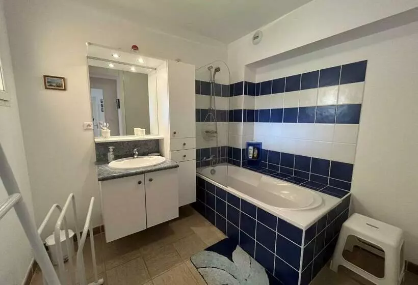 Appartement 3 Pièces Avec Vue Mer, 6 Couchages, à 650m De La Plage, Porticcio   Fr 1 61 597