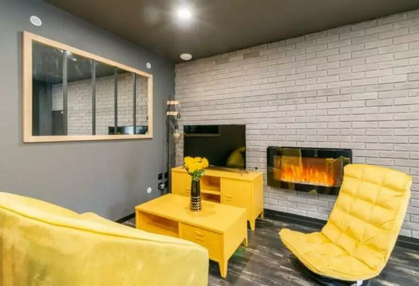 Black & Y Hello T2 : Wifi/parking/ 5  Centre Ville