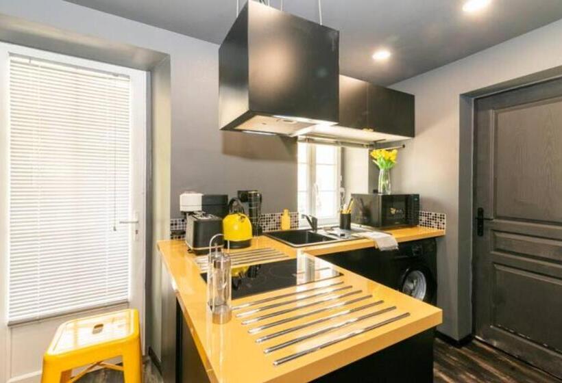 Black & Y Hello T2 : Wifi/parking/ 5 Centre Ville