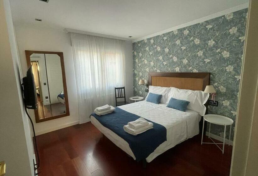 La Terraza De Los Infantes