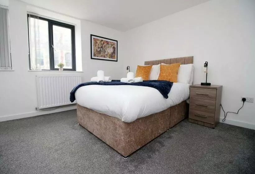 Luxury City Loft Apartment! Great Location