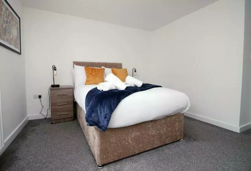 Luxury City Loft Apartment! Great Location