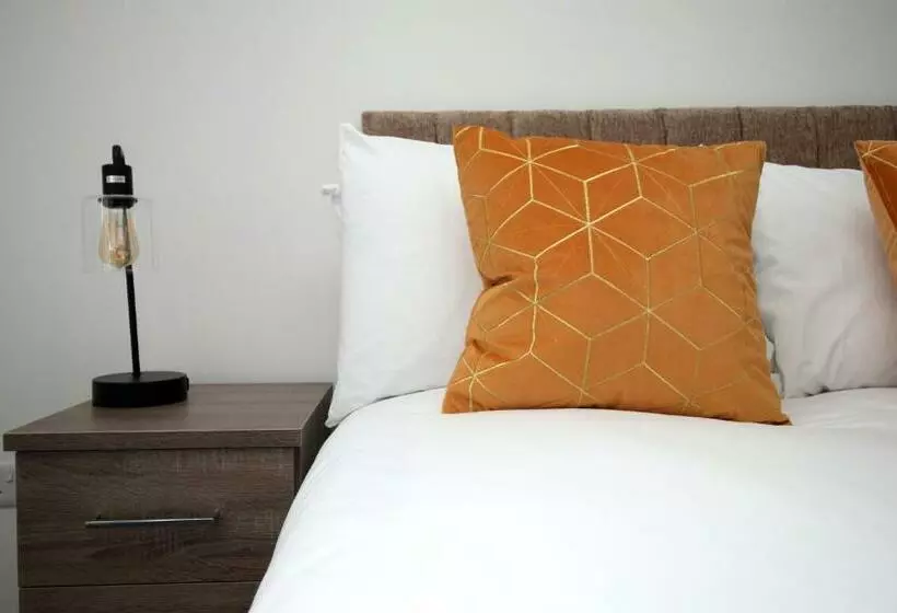 Luxury City Loft Apartment! Great Location