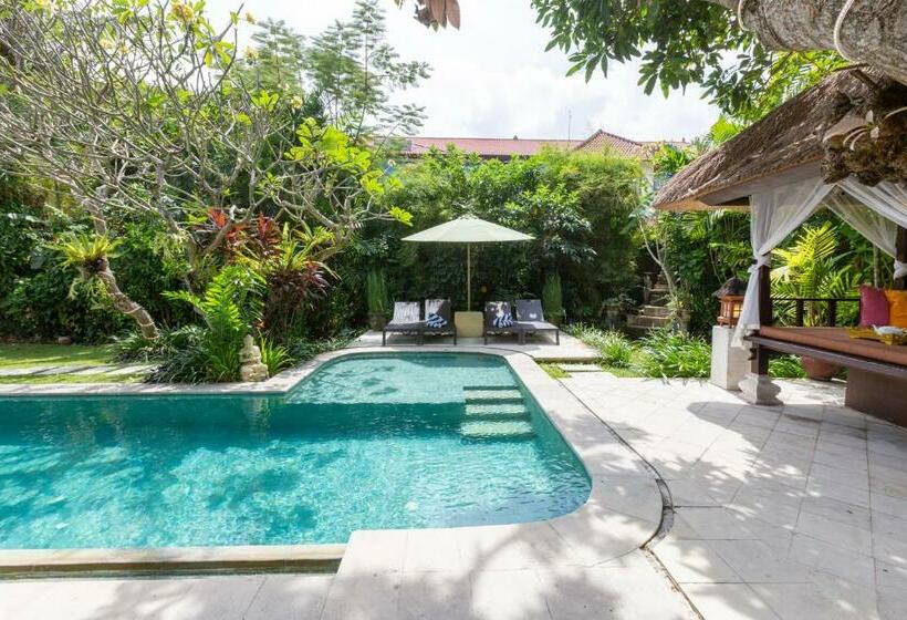 Villa Poppy Seminyak