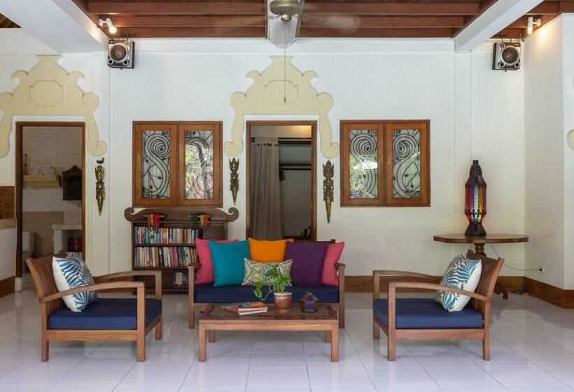 Villa Poppy Seminyak