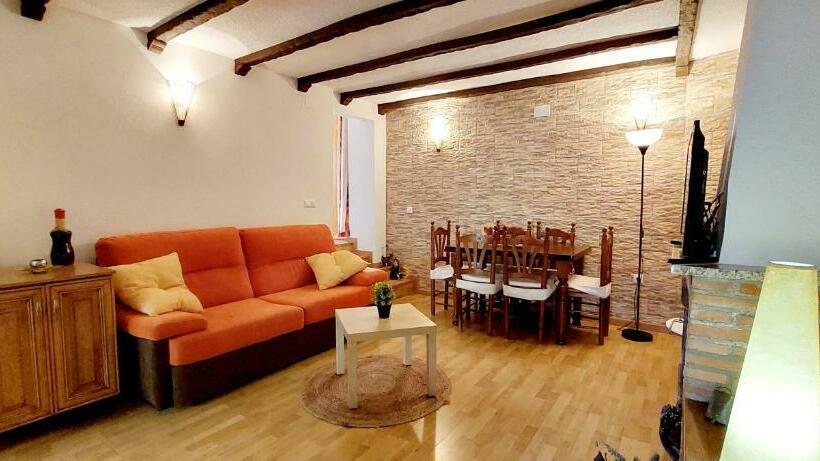 La Casita De Benatae El Conserje