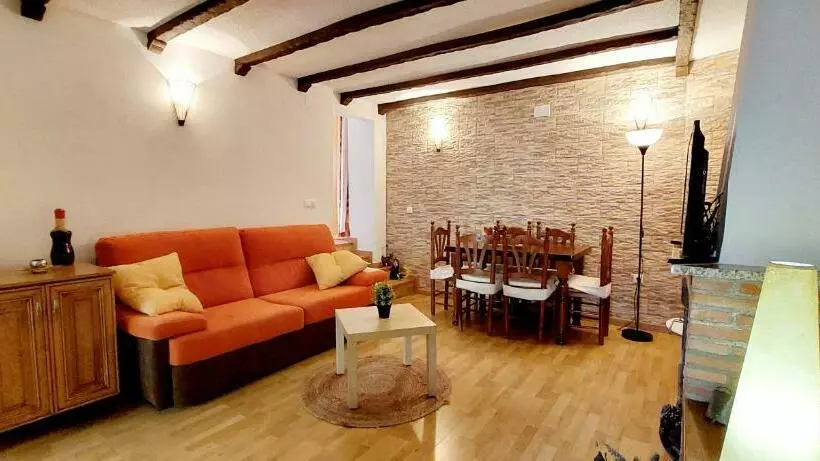 La Casita De Benatae El Conserje