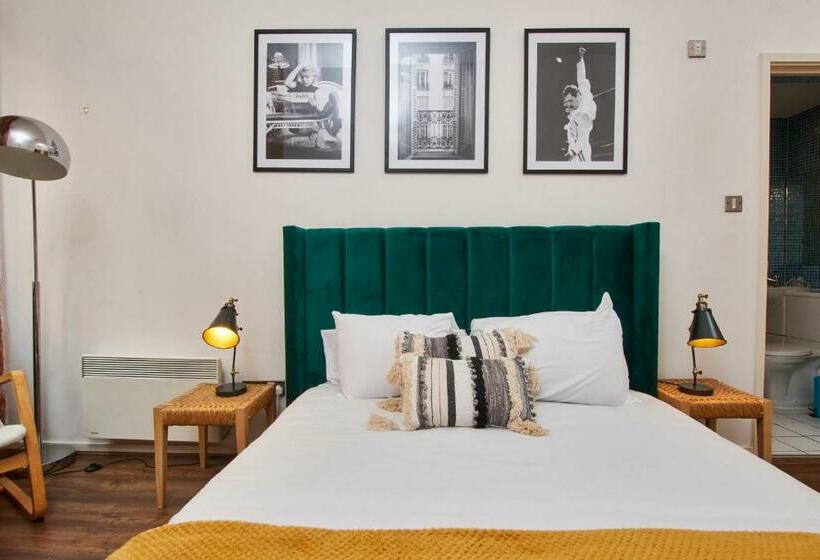 Chic Georgian Flat In Central Manchester