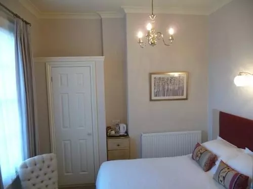 Hotel Brookfield House