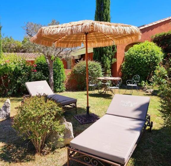 ホテル Castillon Des Baux