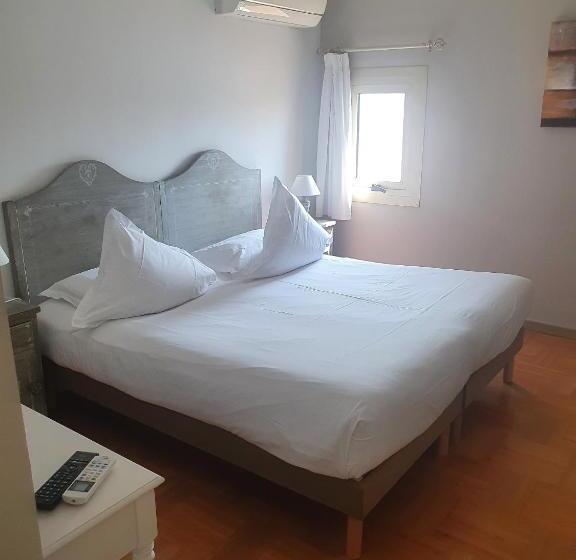 ホテル Castillon Des Baux