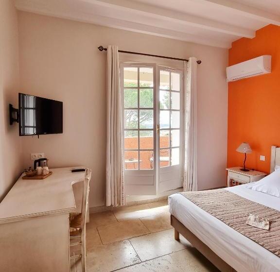 ホテル Castillon Des Baux