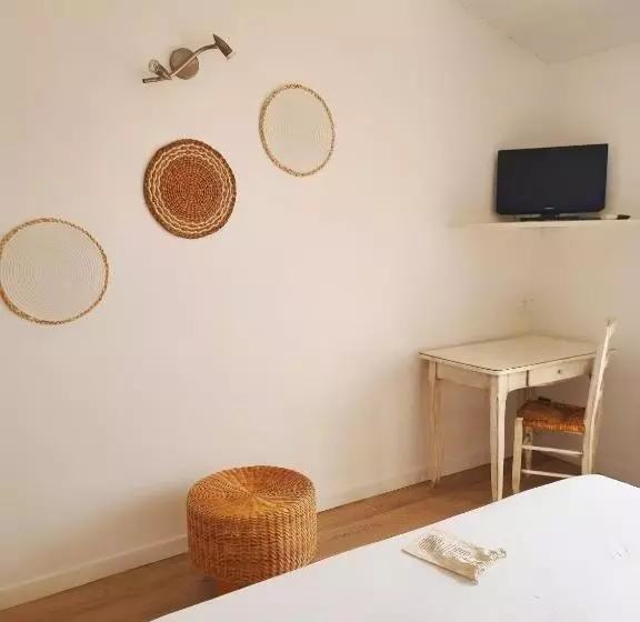 בית מלון כפרי Castillon Des Baux