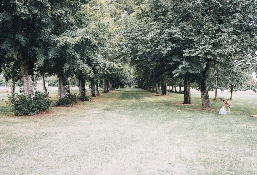 בית מלון כפרי Chateau De Mouillepied