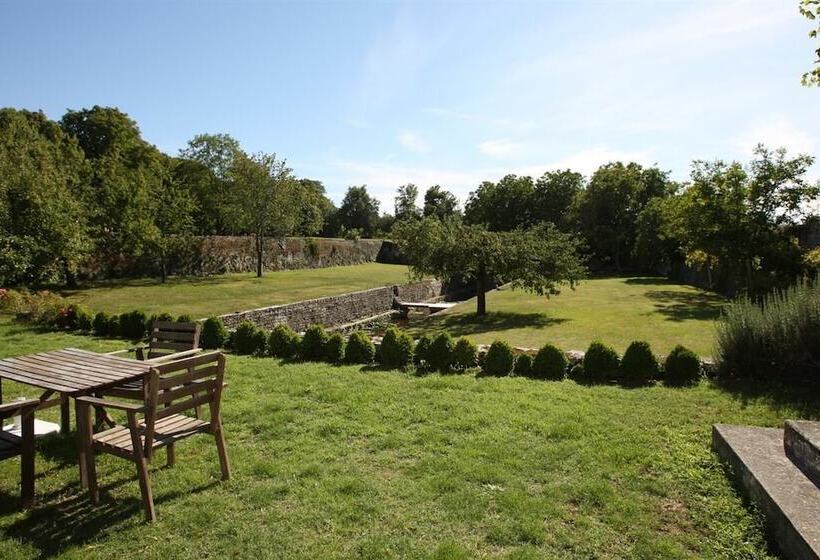 בית מלון כפרי Chateau De Mouillepied