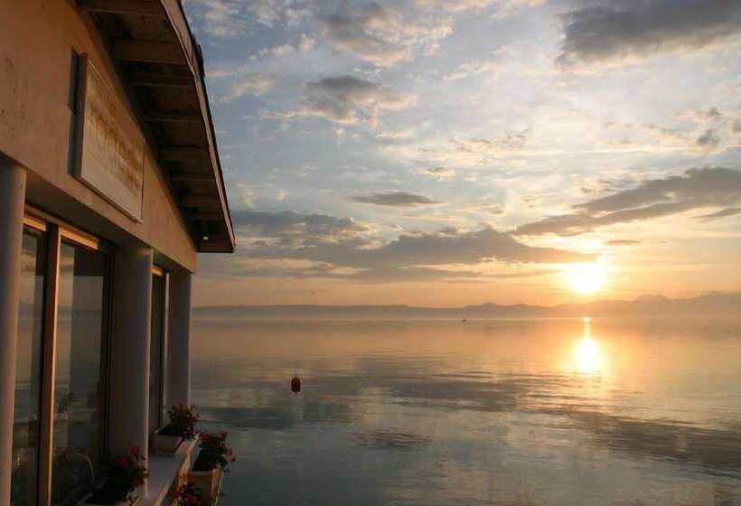 בית מלון כפרי De La Plage