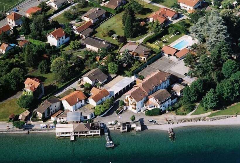 בית מלון כפרי De La Plage