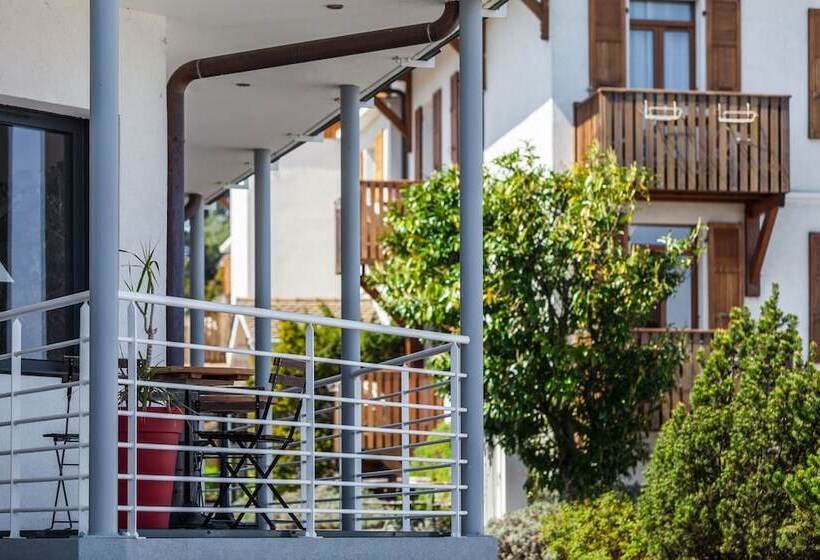 בית מלון כפרי De La Plage