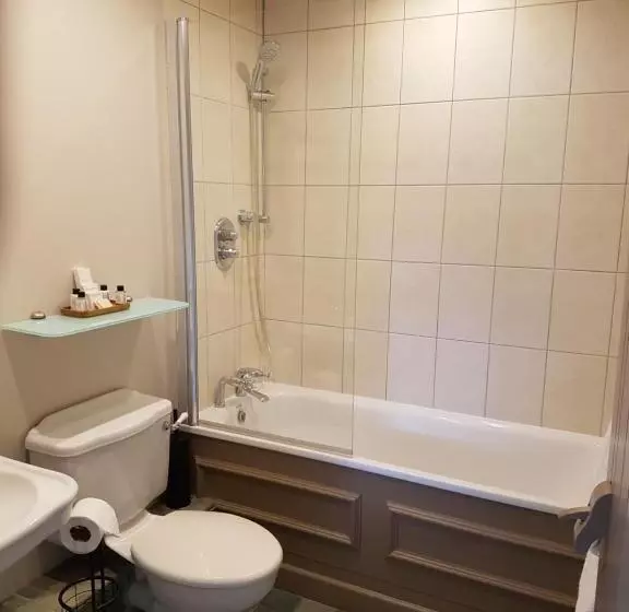 Hotel Halfway Bridge